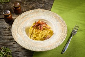 Spagheti Carbonara, reţetă originală marca Veranda
