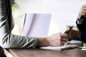 ANPC: Consiliere gratuită pentru consumatorii cu restanţe la credite