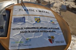 Școlile, obligate să plătească pentru deşeuri aceeaşi sumă chiar şi în vacanţe