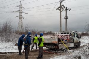 E-Distributie Dobrogea: Se lucreaza la restabilirea alimentarii cu energie electrica a consumatorilor din zonele afectate