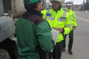 (VIDEO) GREII ŞOSELELOR, VERIFICAŢI AZI DE POLIŢIŞTII LOCALI