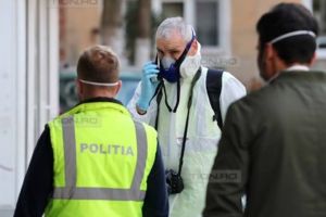 Sute de kilograme de deşeuri periculoase, dar şi de Delicia Gastoxin, confiscate de poliţiştii timişeni