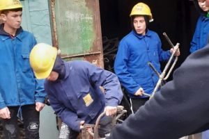 Liceeni medgidieni de la Nicolae Titulescu invita constantenii in marea familie Ecoprovocarea (galerie foto)