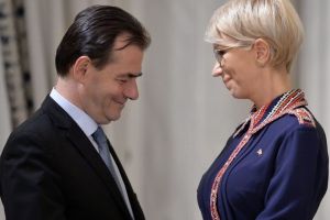 Raluca Turcan, acuzată că a trecut prin patul şefilor pentru funcţie. Dezvăluiri şoc făcute de Ludovic Orban