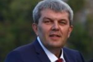 La Băile Herculane se ascut cuţitele. Campania electorală bate la uşă