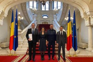 Marian Andronache, prezent la Cotroceni, în delegaţia PMP, la consultările pentru desemnarea ...