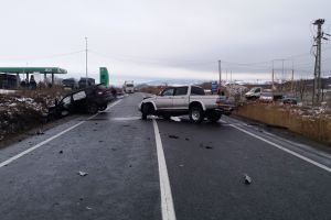 Accident cu victime la ieşire din Huedin. Traficul e blocat FOTO