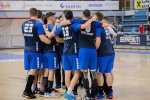 Handbaliştii de la CSM Oradea vor să îşi ia revanşa, duminică, în derby-ul cu Unirea Sânnicolau Mare