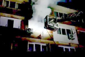 Explozie într-un bloc din cartierul Micro 39