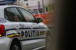 Târgu-Mureş: Tânără de 19 ani, reţinută pentru furt calificat