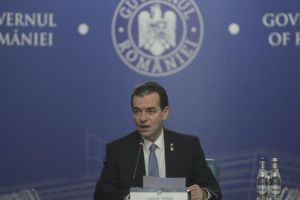 Ludovic Orban, premierul proaspăt demis şi propus din nou de şeful statului, a declarat vineri seară, la TVR 1, că se va prezenta cu aceeşi echipă guvernamentală la noul vot pentru învestire din Parlament.