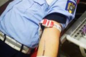 „Protejăm oameni, ajutăm oameni!”, noua campanie a poliţiştilor timişeni pentru salvarea de vieţi