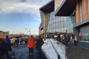 VIDEO FOTO Panică la Promenada Mall – Toată lumea evacuată
