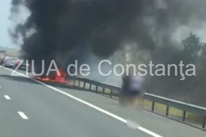 Autoturism in flacari pe Autostrada A2