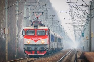 CFR încearcă să-i facă fericiţi pe călători!