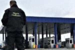 Pregătiţi şi precauţi! Verificări la trecerea frontierei în judeţul Caraş-Severin!
