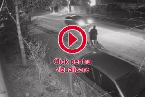 Copil de 2 ani şi 7 luni, lovit violent de o maşină după ce a traversat în fugă