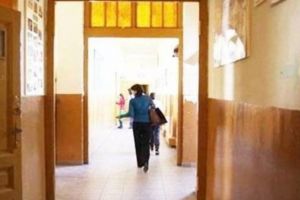 Timiş: 120 de elevi şi preşcolari cu gripă. O clasă a unei şcoli de lângă Timişoara şi-ar putea suspenda cursurile