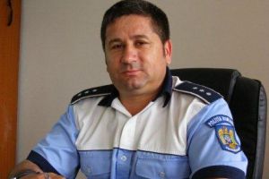 Razbunatorul Ionita, mare sef la Politia Rutiera, vrea sa-l reduca la tacere pe patronul firmei Antares, Dumitru Becsenescu!