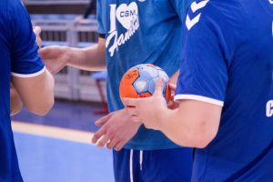 Şi-au luat revanşa: Handbaliştii de la CSM s-au impus clar în derby-ul cu Unirea Sânnicolau