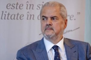 Adrian Năstase DESFIINȚEAZĂ propunerea lui Orban ca premier: Are un caracter aberant. În 2014, şi Orban ar fi fost împotrivă