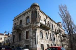Constantenii care detin cladiri de patrimoniu renovate, facilitati la plata impozitului pe cladiri   