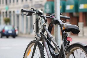 Atentat la ecologie: De ce a fost condamnat la 3 ani de înschisoare un hoţ de biciclete