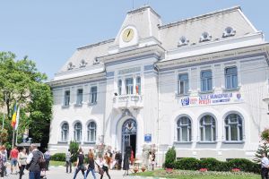 BUGETUL PITEȘTIULUI, ÎN DEZBATERE PUBLICĂ