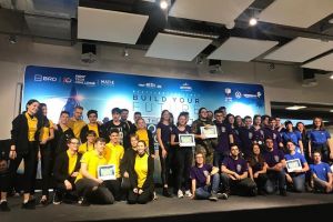 Echipele din Beclean, Năsăud şi Sg.-Băi, la faza naţională a concursului de robotică. Bistriţa stă acasă