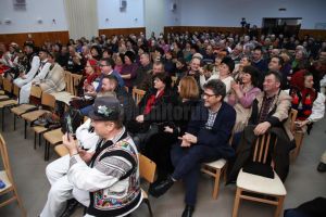 Spectacole cu săli pline şi zeci de artişti din zone diferite ale ţării, în cadrul ...