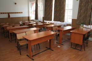 Școala Gimnazială Ilişeşti şi-a suspendat cursurile pentru o zi din cauza infecţiilor ...