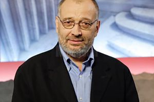 Conferinţa „Speranţa 1990 – 2020”, susţinută de jurnaliştii Stelian Tănase şi ...