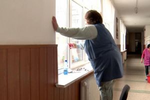 Post vacant ca îngrijitor la Şcoala Gimnazială „Arany Janos” din localitatea Mihăileni