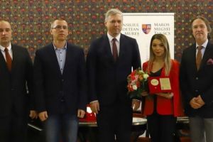 FOTO: Distincţia ”ALAE” pentru Péter Klosz şi Bernadette Szőcs