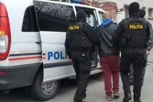 Agresori reţinuţi de Poliţia Mureş