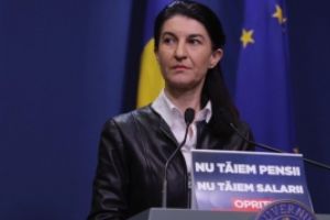 Violeta Alexandru a 'REZOLVAT' toate problemele cu pensiile: ACUM face ORDINE în arhive