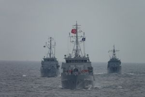 Fortele Navale Romane: Doua grupari navale NATO in Insula Creta, Grecia (galerie foto)