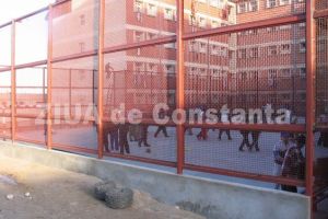 Un agent de la Penitenciarul Tulcea, condamnat pentru luare de mita. Devenise valetul detinutilor  