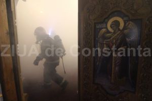 Barbatul suspectat ca a incendiat Biserica Sf. Mina“ din Constanta a fost condamnat. Iata ce pedeapsa a primit!