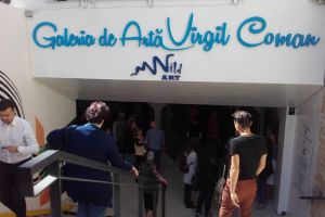 Teo si Maria au taiat panglica inaugurala a galeriei de arta ce poarta numele lui Virgil Coman, tatal lor (galerie foto)