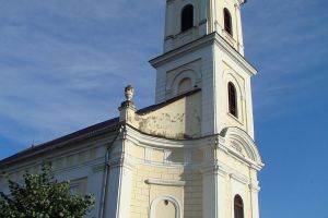 De ce nu vrea Primăria Bistriţa să ajute Biserica Reformată din Sărata. Situaţia celei ortodoxe