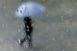 Judeţul Braşov, rămâne sub cod galben de precipitaţii abundente şi vreme rece