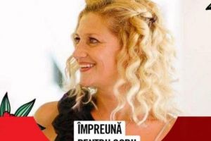 FOTO Carmen Clinci: ,,Pentru mine, mama este pilonul vieţii mele şi al reuşitelor mele. Fără ea nu aş fi putut niciodată să devin femeia care sunt acum