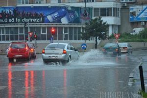 Alertă de ploi şi intensificări ale vântului, inclusiv pentru judeţul Bihor