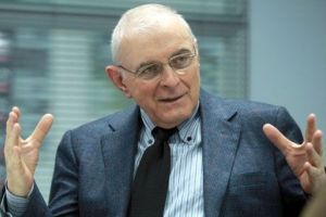BNR: Bancnotele sunt periculoase când vine vorba de răspândirea unei molime