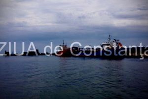 Constanta. Zece nave sunt avizate pentru sosire in porturile maritime romanesti. Sub ce pavilion sunt