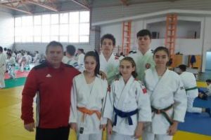 Tineri judokani covăsneni calificaţi în etapa finală a Campionatului Naţional de Judo U14-16 ani