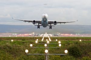 Alertă coronavirus: România suspendă TOATE zborurile spre Italia!