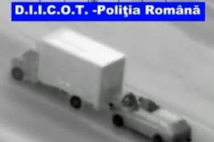 Zeci de percheziţii in Bucuresti, Teleorman si alte patru judete, la hoţi care fură din tiruri aflate în mers