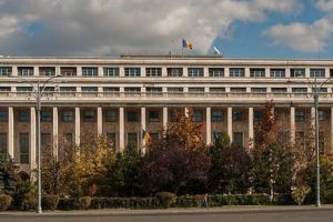 ALERTĂ în Guvern: O femeie cu coronavirus a avut contact cu o persoană de la Palatul Victoria